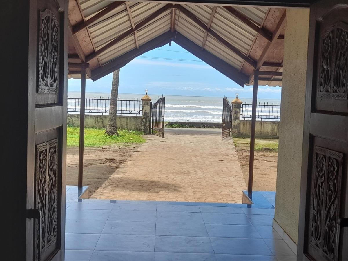 Hotel Seabird Murud  Bagian luar foto